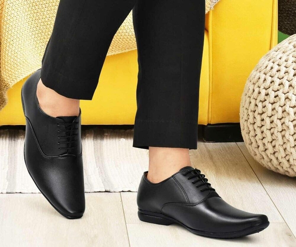 WUGO Men's Black Formal Shoes, FOX1003-BLK