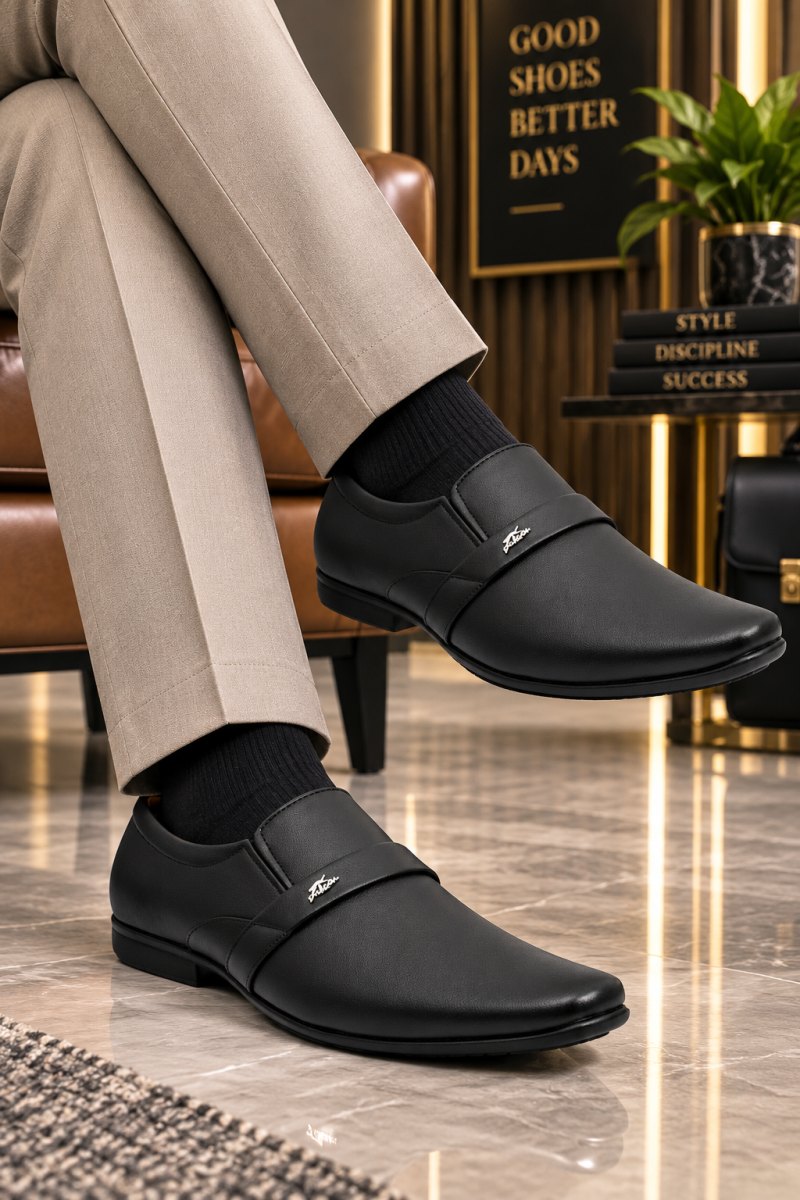 WUGO Men's Black Formal Shoes, FX-1006-BLK