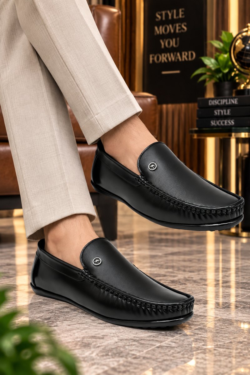 WUGO Men's Black Casual Loafers, LOAFER GOL BLK